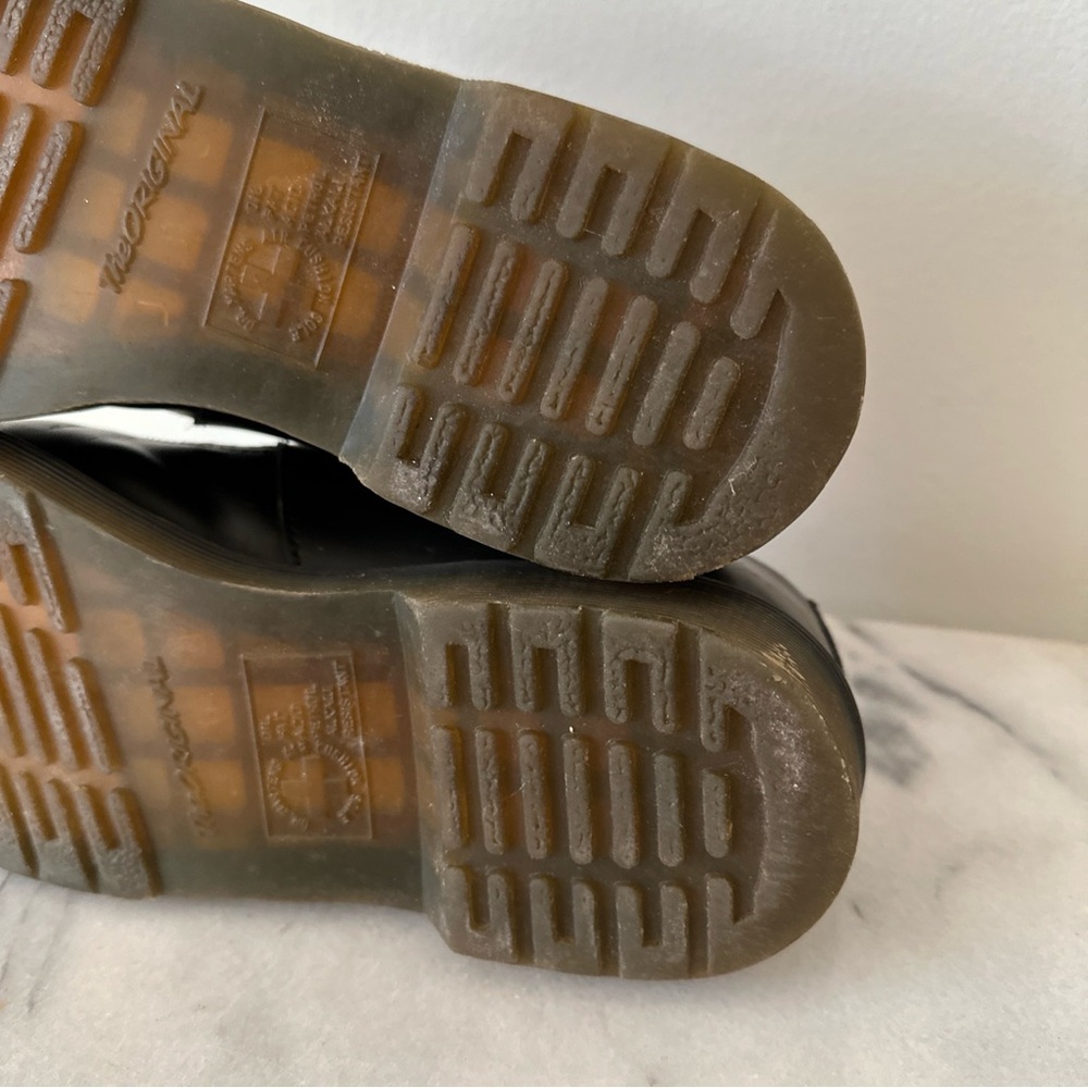 Dr. Martens Black Loafers with Leather Material and Sturdy Sole - Picture 8 of 16